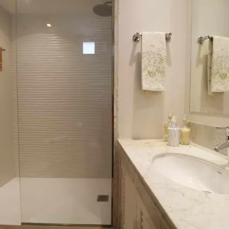 Apartamento En Primera Linea Para 4 Personas *